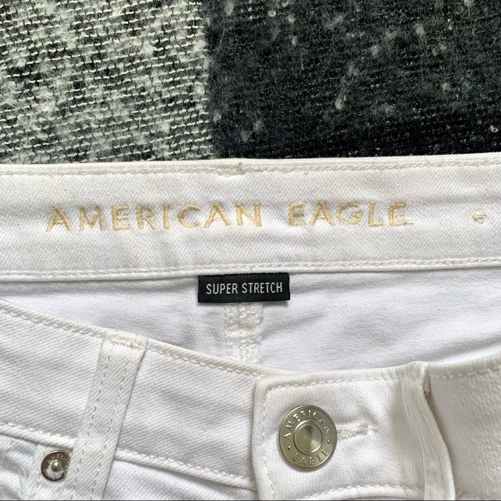American Eagle High Waisted White Jean Shorts - Picture 4 of 10